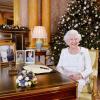 Die britische Königin Elizabeth II. im Buckingham Palace nach ihrer Weihnachtsansprache 2017.