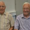 Josef Lang (links) und Erwin Mayer feiern das 30. Gründungsjahr ihres Heimatvereines Blindheim.  	