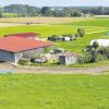 Einen Stall gibt es schon zwischen Hechenwang und Neugreifenberg, jetzt soll hier eine komplette Hofstelle entstehen. Und in der Nachbarschaft will ein weiterer Landwirt eine Biogasanlage errichten. Beiden Bauvorhaben hat der Windacher Gemeinderat nach kontroverser Diskussion zugestimmt. 