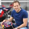 Stefan Bradl ist Motorradrennfahrer - und privat mit einer 217 PS starken Honda Fireblade unterwegs.