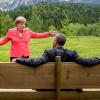 Das ist das Bild des G7-Gipfels schlechthin. Wenn man jetzt noch wüsste, worüber Angela Merkel und Barack Obama reden ...