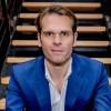 Der BVMI-Vorstandschef Florian Drücke lässt Zahlen sprechen: «Musik wird inzwischen zu erheblichen Teilen online gehört.».