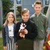 Firmlinge aus Merching haben ein Kinderhospiz unterstützt: (von links) Sara Zerle, Timon Grabmann und Max Mutter. 	