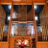 An der Steinmeyer-Orgel im Kongress am Park wird Peter Bader die Symphonie Concertante von Joseph Jongen spielen. Im Bild Siegfried Schmid, der die Orgel generalüberholt hat.