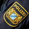 Ein Polizist ist bei einem Einsatz in Dillingen verletzt worden. 