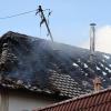 Der Dachstuhl über dem Supermarkt war nicht mehr zu retten und brannte völlig ab. Insgesamt entstand bei dem Feuer ein Sachschaden in Höhe von 300000 Euro. 