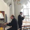 Federico del Sordo (Orgel) und Trompeter Thomas Seitz in Roggenburg.
