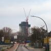 In Hamburg baut Signa den 245 Meter hohen Elbtower. Das Projekt steht derzeit still. 