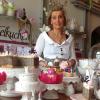 In ihrem Café Streuselkuchen in Maria Kappl in Schmiechen legt Gastgeberin Marion Kolberg Wert auf Details. 