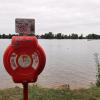 Die Wasserwacht hat am Friedberger See Schwimmer aus dem Wasser gerettet.