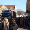 Sonne satt und strahlende Gesichter: Der Faschingsumzug in Offingen lockte viele Besucherinnen und Besucher an.