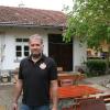 Seit über zehn Jahren betreibt Rainer Knauer das Canada in Obermauerbach, eine Gastwirtschaft mit Biergarten.