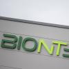 Dem Mainzer Impfstoffhersteller Biontech würde nach eigenen Angaben mehr Geld von Deutschland und der EU helfen, um die Produktionskapazitäten des Corona-Impfstoffs auszubauen.