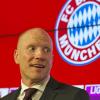 Matthias Sammer fordert "knallharte Arbeit": "Wir gehen nach Katar, um knallhart zu arbeiten, um anzugreifen in der Rückrunde", erklärte Sammer am Mittwochmorgen in München vor der Abreise des Herbstmeisters der Fußball-Bundesliga nach Doha.