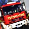 Die Feuerwehr löschte ein brennendes Auto in Thalfingen.