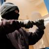 Einbrecher haben am Dienstag in einer Gaststätte in Dillingen Geld gestohlen.