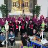 In der Pfarrkirche St. Ulrich und Afra trafen sich Sänger und Musikanten zu einem besinnlichen Adventskonzert. Foto: Helmut Meier