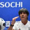 Bundestrainer Joachim Löw will seiner Linie auch im Spiel gegen Schweden treu bleiben.