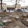 Auf dem Vorplatz des Hauptbahnhofs wird gerade ein Containerdorf errichtet. Ab Mitte Mai werden hier diverse Geschäfte aus dem Bahnhofsgebäude unterkommen. 