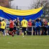 Vor der prächtigen Kulisse von 300 Zuschauern endete die Pokalreise des SV Ehingen/Ortlfingen (gelbe Trikots) im Halbfinale des Totopokals im Kreis Donau. Zwei Busse voller Fans hatten den Kreisligisten zum Gastspiel bei der SpVgg Deiningen begleitet.