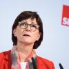 SPD-Chefin Saskia Esken fordert von Gesundheitsminister Jens Spahn FFP2-Masken für Pflegeheime zentral zu besorgen.