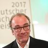 Robert Menasse erhält den Deutschen Buchpreis für seinen Roman "Die Hauptstadt" - und ist gerührt.