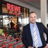 Florian Kunkel leitet den neuen Rewe im Innovationspark.