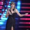 Taylor Swift nimmt den Preis für den Song des Jahres für "Anti-Hero" während der MTV Video Music Awards entgegen.