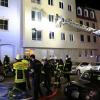 In der Langen Gasse in der Augsburger Innenstadt war in einer Wohnung eines Mehrfamilienhauses Feuer ausgebrochen.