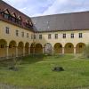 Das Jesuitenkolleg im Heilig-Geist-Spital in Landsberg soll künftig vor allem Wohnungen beherbergen. Das Foto zeigt den Innenhof.