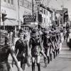 Die Ulmer Gardemädchen beim Marsch durch die Industriestadt Hamilton.