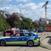 Am Mittwochvormittag rückten Polizei und Rettungskräfte zu einem Einsatz in ein Wohngebiet in Gersthofen aus.
