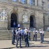 Die Polizei ist mit einigen Einsatzkräften vor Ort - es ist kein gewöhnlicher Prozesstag in Ulm.