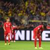 Bayerns Spieler zeigen sich nach dem 0:2 gegen Dortmund enttäuscht.