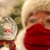 Einem Blick in die Glaskugel gleich kommt die aktuelle Pandemie-Politik: Weihnachten dürfen die Deutschen bei gelockerten Maßnahmen feiern. Aber wie geht es weiter?