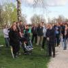 Stark an Gemeinschaftsprojekten ist der Günzburger Stadtteil Riedhausen, ein Beispiel ist der neu angelegte Spielplatz, der beim traditionellen Rundgang vor der Bürgerversammlung besucht wurde. 	 	