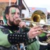 Mehrere Tausend Besucherinnen und Besucher säumten die Straßen, um mit dem Kötzer Narren Club Fasching zu feiern.