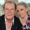 Sir Roger Moore und seine Frau Kristina Tholstrup. Sie kennt seine Bon-Filme nicht. 