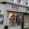 Die Nördlinger Parfümerie Finck hat – wie viele Einzelhandelsgeschäfte – aktuell geschlossen. Dass der Drogeriemarkt Müller derweil Parfüm weiter verkaufen darf, findet Inhaberin Andrea Kunzmann ungerecht. 	