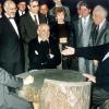 Schicksalstage im Kaukasus: In der Heimat von Michail Gorbatschow (links) bekam Helmut Kohl (rechts) 1990 das Ja aus Moskau für die Wiedervereinigung. Theo Waigel (hinter Gorbatschow) war in den entscheidenden Stunden dabei. 