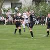 Nina Altmann (helles Trikot) gelang gegen den SV RW Überacker ein Doppelpack. Zum Sieg reichte das für die Landesliga-Frauen des SC Biberbach nicht. Foto: Karin Tautz