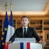 Emmanuel Macron, Präsident von Frankreich, spricht bei der Ordensverleihung in der französischen Botschaft.