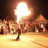 Der Mittelaltermarkt in Harburg bietet neben unzähligen Ständen auch diverse Show-Einlagen wie Ritterkämpfe, Gaukler und Feuerspucker.