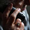 Vor allem Seniorinnen und Senioren sind Ziel von Betrugsdelikten zum Beispiel mit dem "Enkeltrick" am Telefon. 
