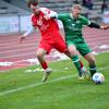 Am letzten Spieltag kommt es in Königsbrunn zum Endspiel um die Meisterschaft. Kann der FC Königsbrunn mit Fabio Blasi (rotes Trikot) den Titel gegen Lagerlechfeld klar machen?
