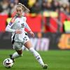 Im Frauen-Fußball treffen Island und Deutschland aufeinander. Infos rund um Übertragung im Free-TV und Gratis-Stream sowie Uhrzeit und Termin gibt es hier.