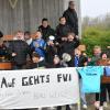 Die Unterstützung der jungen Fans des FV Illertissen war letztlich vergeblich. Ihre Mannschaft verlor gegen Ingolstadt und nimmt damit in diesem Jahr nicht am DFB-Pokal teil. Foto: Roland Furthmair