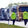 Im Rahmen des Aktionstages „sicher.mobil.leben 2024 - Güterverkehr im Blick“ hat die Polizei bei Türkheim mehrere Brummifahrer und ihre Lkw überprüft. (Symbolfoto)