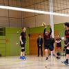 Mit der 0:3-Niederlage haben die Nördlinger Volleyballer (in Schwarz-Rot) ihre kleine Chance auf die Meisterschaft in der Bezirksklasse verspielt. Den Titel holten sich die Gäste aus Leipheim.