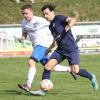 Simon Fischer (rechts) ist plötzlich einer der Hoffnungsträger des TSV Hollenbach im Bezirksliga-Abstiegskampf. 